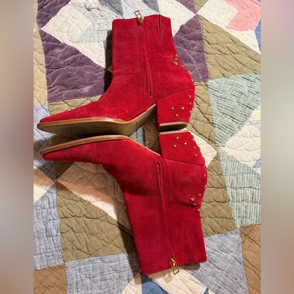 Matisse Limited Edition Caty Star Studded Red Suede Boots: Size 8 - Picture 3 of 13